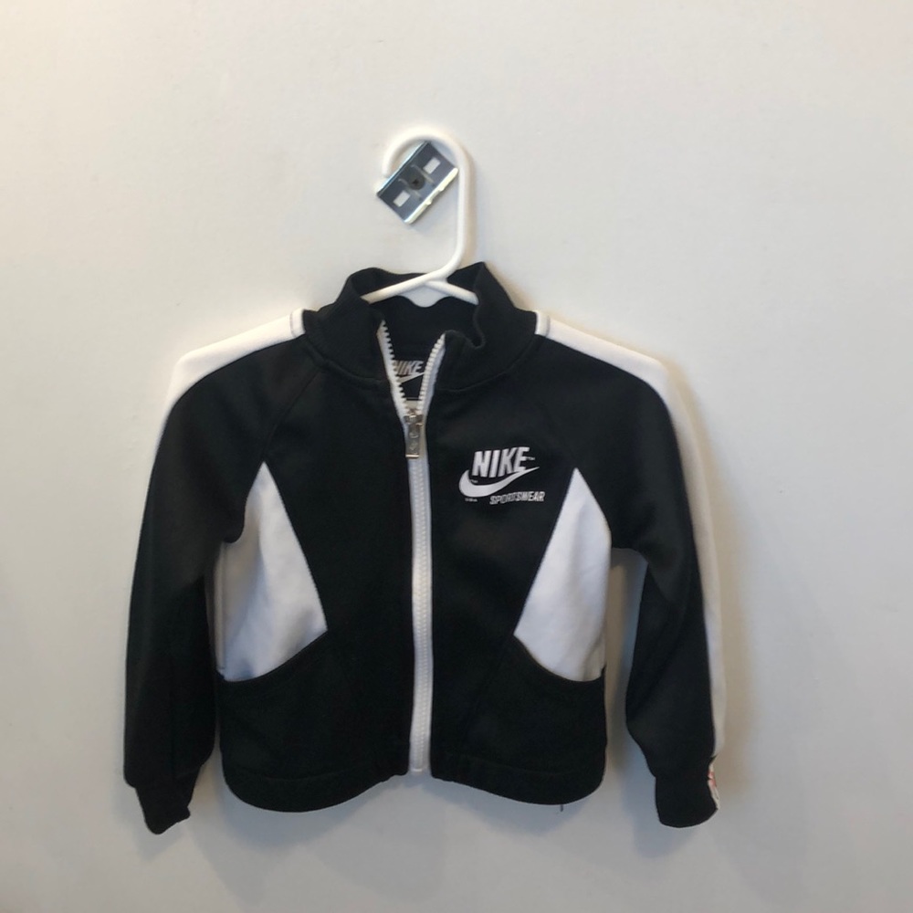 Nike size 2T kids